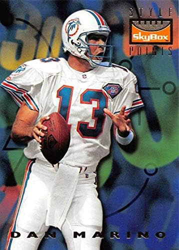 1995 SkyBox Premium Futbol 142 Dan Marino / Brett Favre Miami Dolphins / Green Bay Packers Fleer'den Resmi NFL Ticaret Kartı