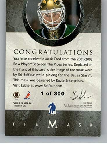 2001-02 Borular Arasında Maskeler Gümüş Hokey 14 Ed Belfour SER / 300 Dallas Stars Resmi NHL Hokey Kartı In The Game ITG Tarafından