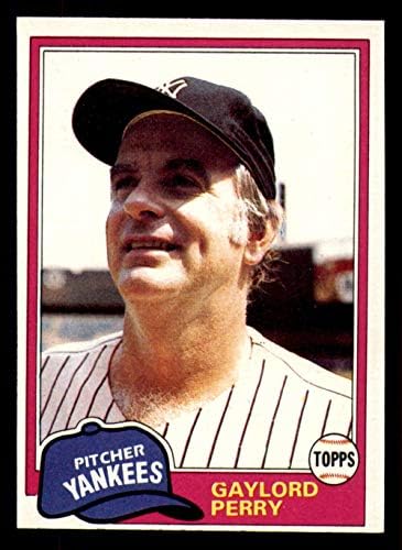 1981 Topps Beyzbol 582 Gaylord Perry New York Yankees Resmi MLB Ticaret Kartı Ham (ESKİ veya Daha iyi) Durumda