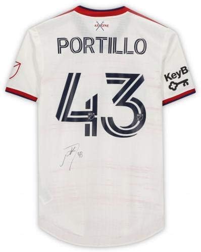 Çerçeveli Justin Portillo Real Salt Lake İmzalı Maç - 2020 MLS Sezonundan 43 numaralı Beyaz Formayı Kullandı - İmzalı Futbol