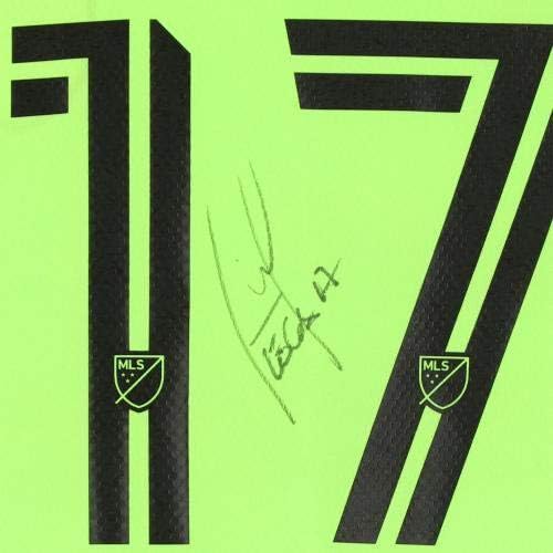 Çerçeveli Daniel Vega San Jose Earthquakes İmzalı Maç - 2020 MLS Sezonundan 17 numaralı Yeşil Formayı Kullandı-İmzalı Futbol
