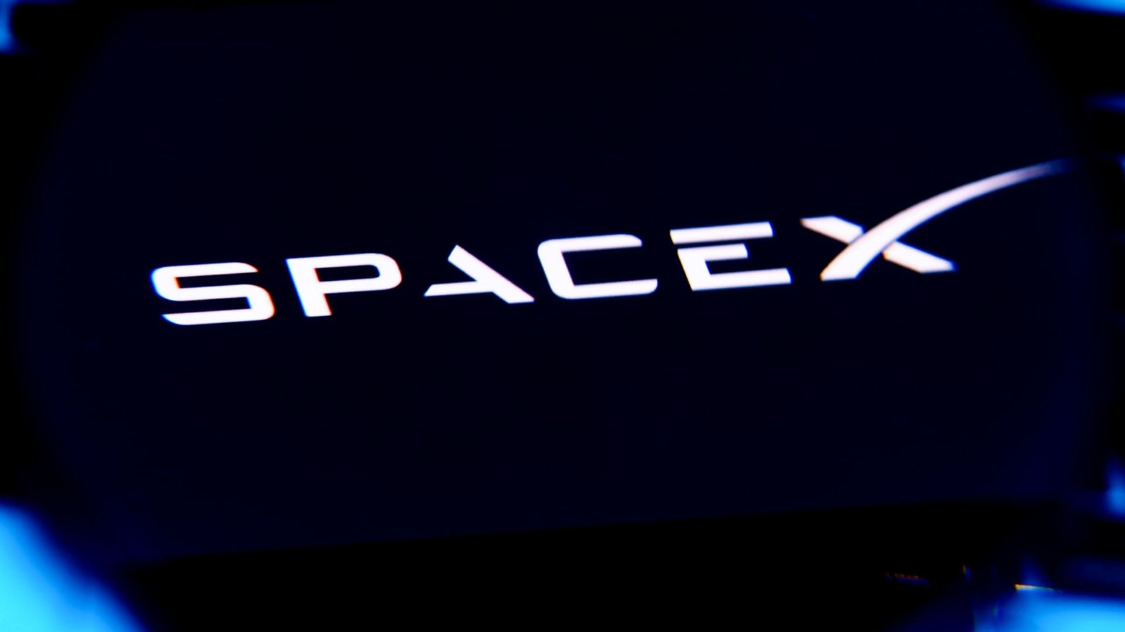 Eutelsat использует ракету SpaceX для запуска первых спутников после слияния